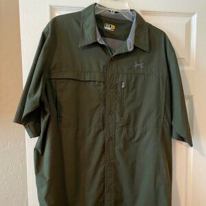 Under Armour Loose Men's Concealed Carry TacticHunter Grn Short Sleeve Shirt  XL